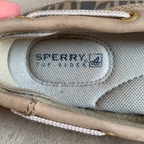 3-$30 SPERRY size 5 leather loafers with animal print - Picture 6 of 7